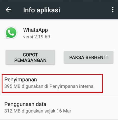 Masuk ke tab penyimpanan pada info aplikasi whatsapp