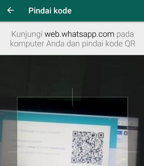 Pindai Qr code WhatsApp dengan HP kamu